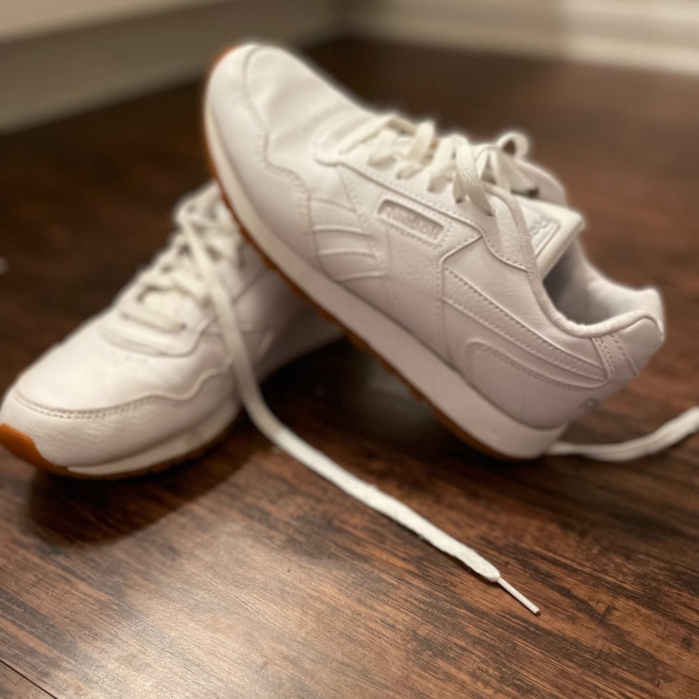 Reebok Women Classic Sneakers